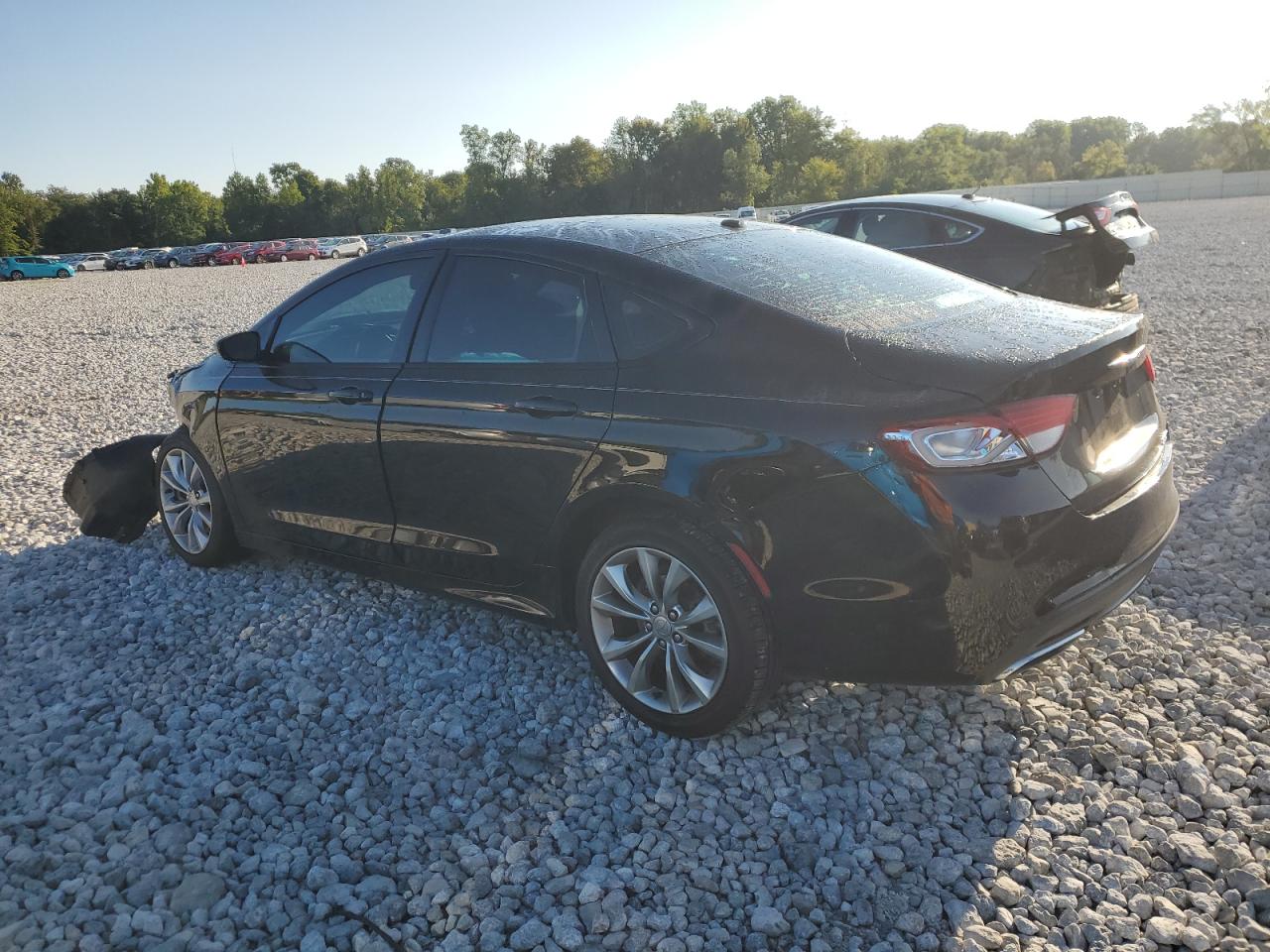 Изображение 2 2015 CHRYSLER 200 S 2015 с VIN 1C3CCCBG4FN514921