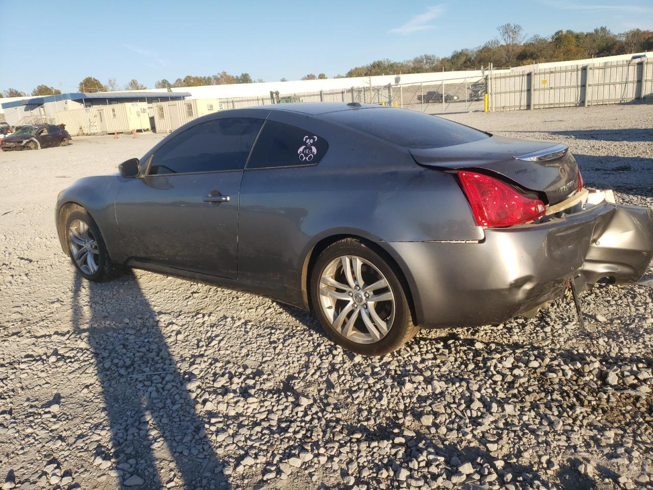Obraz 2 z 2010 INFINITI G37  2010 z VIN JN1CV6EL8AM150259