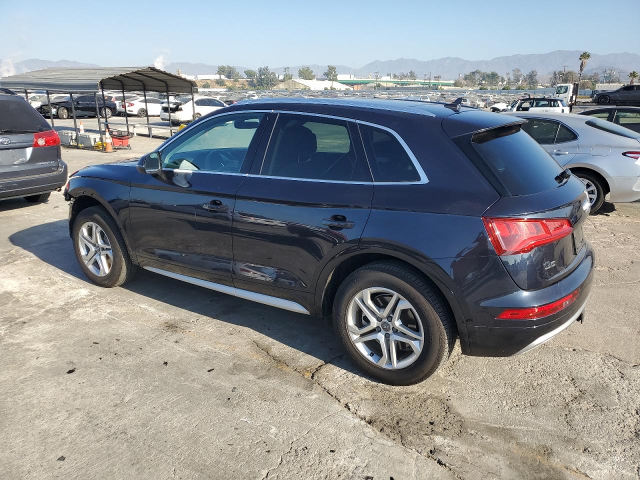 Obraz 2 z 2019 AUDI Q5 PREMIUM 2019 z VIN WA1ANAFYXK2062046