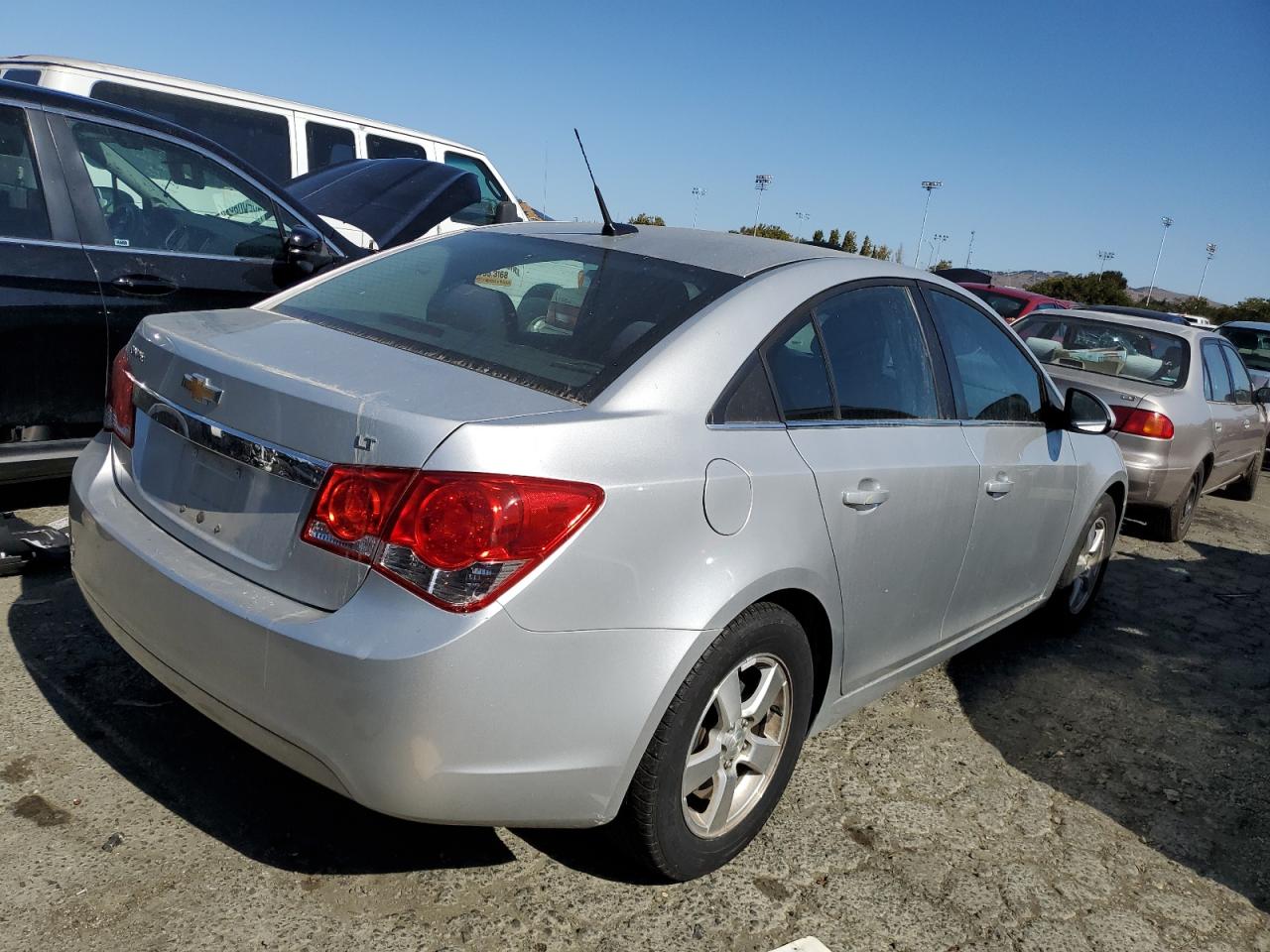 Image 3 of 2014 CHEVROLET CRUZE LT 2014 with VIN 1G1PC5SB6E7124914