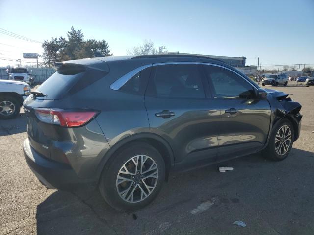 Image 3 of 2020 FORD ESCAPE SEL 2020 with VIN 1FMCU0H63LUA99335