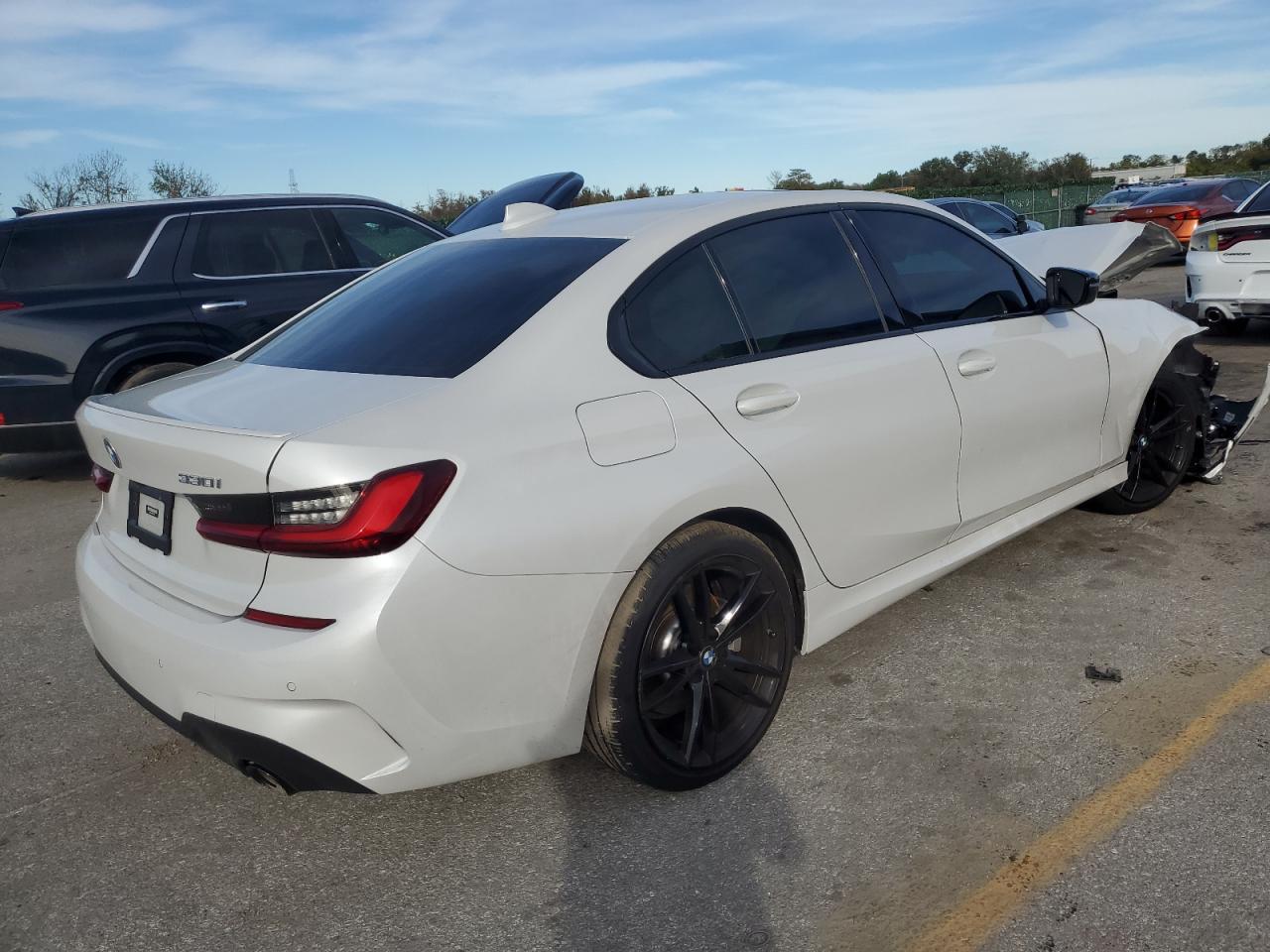 Image 3 of 2022 BMW 330I  2022 with VIN 3MW5R1J06N8C72935