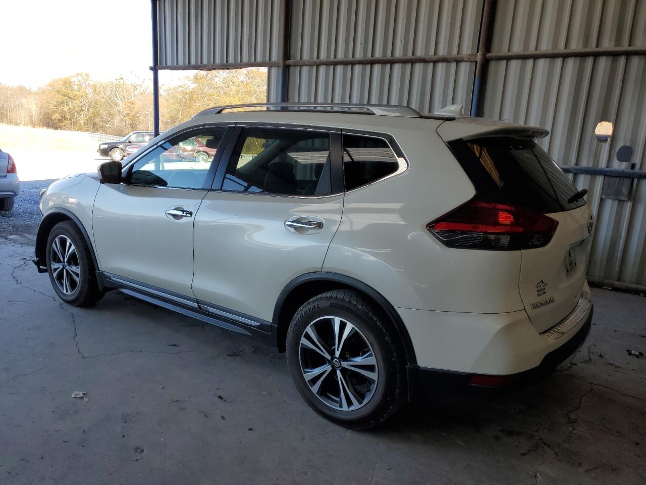 Image 2 of 2017 NISSAN ROGUE S 2017 with VIN 5N1AT2MT0HC732713