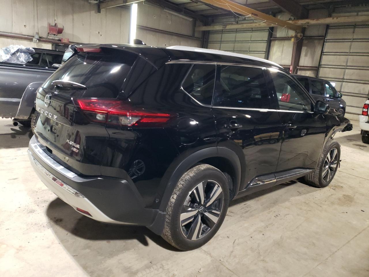 Изображение 3 2023 NISSAN ROGUE PLATINUM 2023 с VIN JN8BT3DD8PW306633