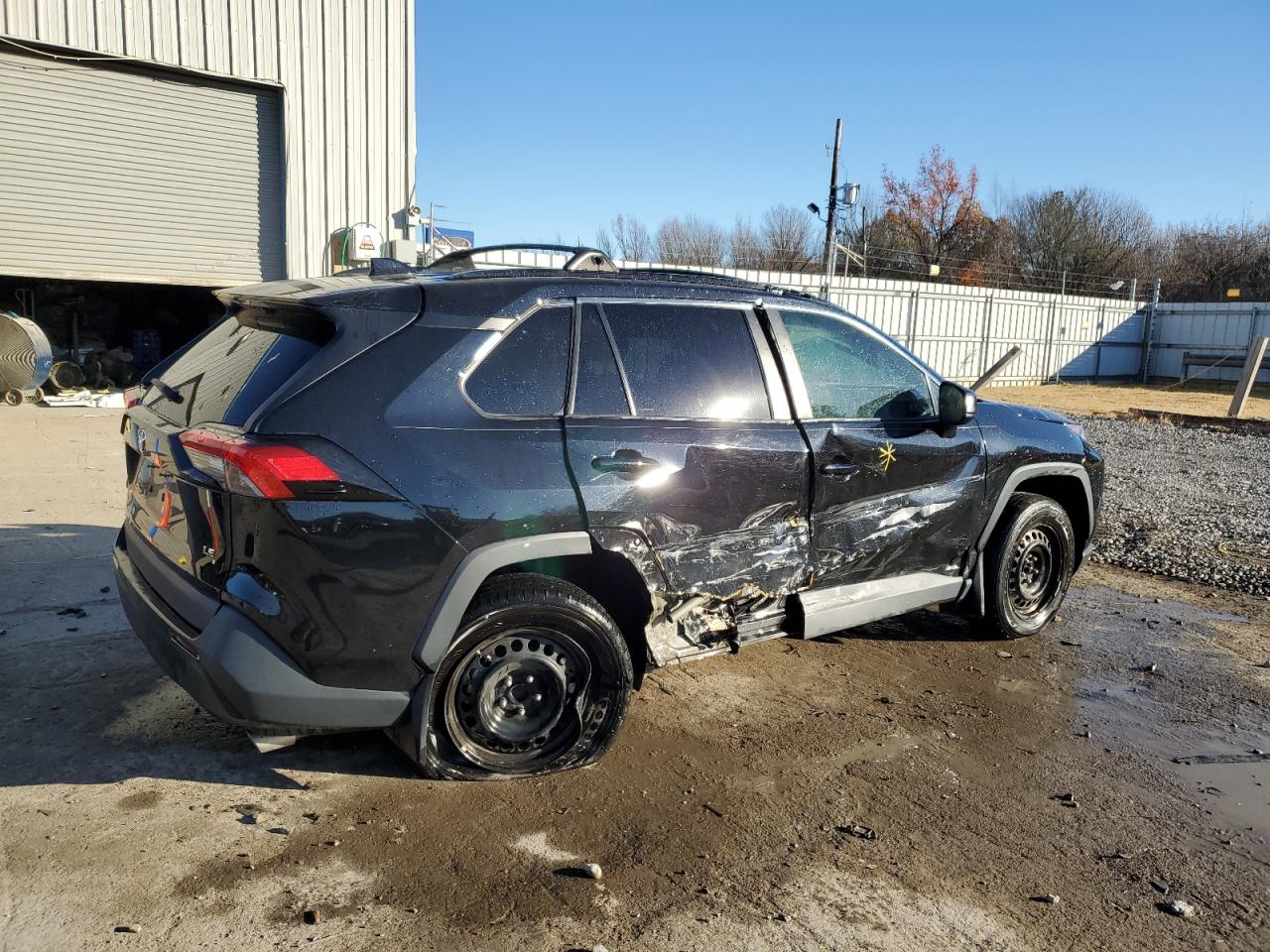 Image 3 of 2020 TOYOTA RAV4 LE 2020 with VIN 2T3H1RFV1LC075878