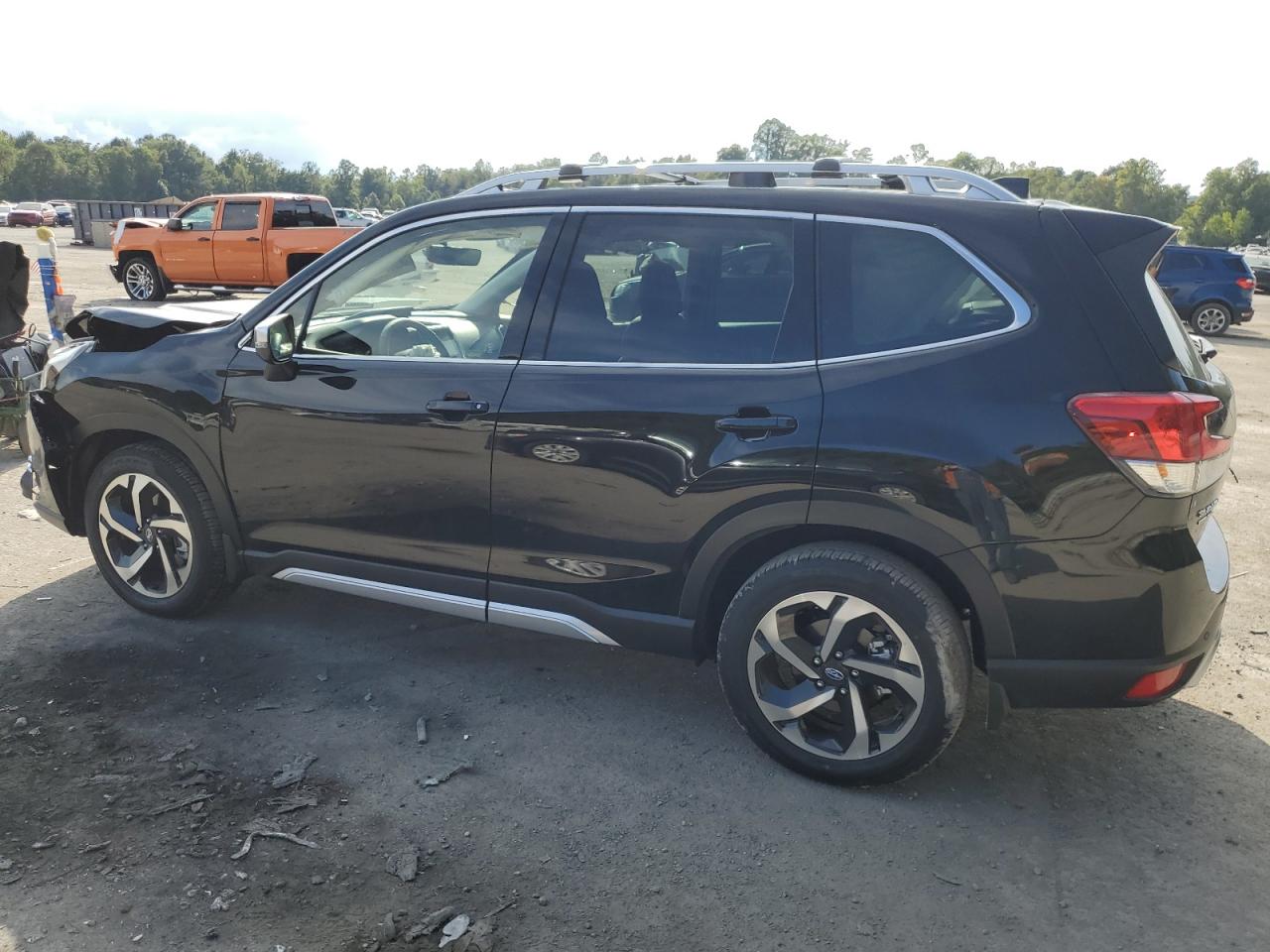 Изображение 2 2023 SUBARU FORESTER TOURING 2023 с VIN JF2SKARC3PH505503