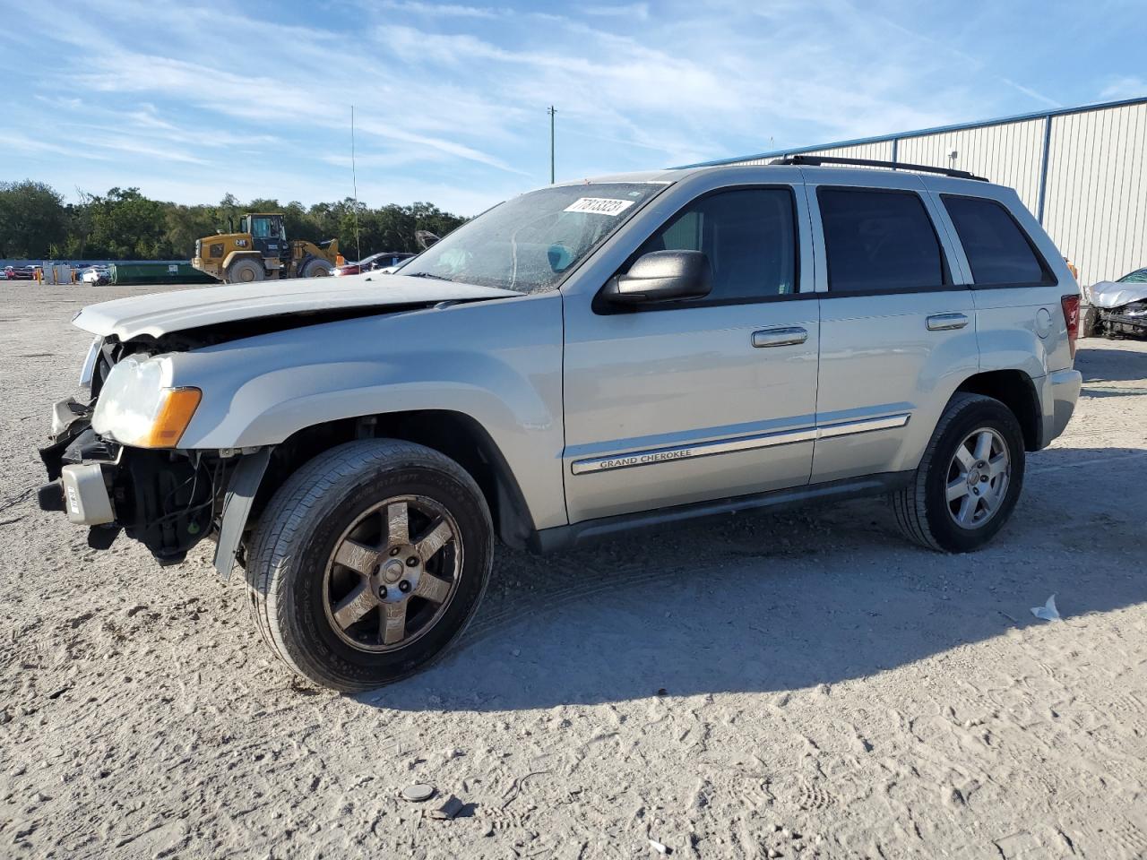 2010 JEEP GRAND CHEROKEE LAREDO 2010 image