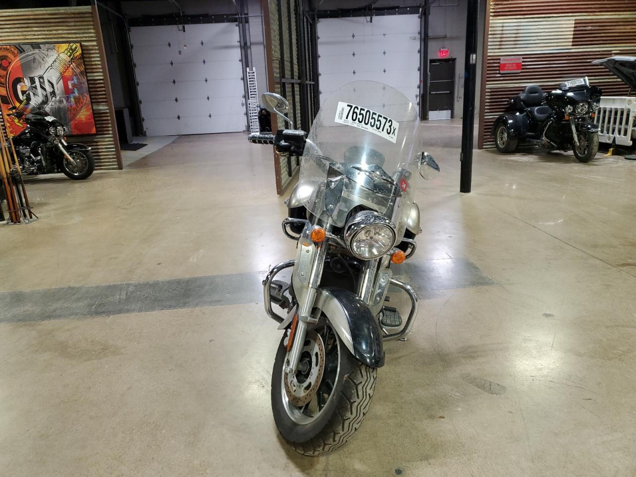 Изображение 2 2010 KAWASAKI VN1700 C 2010 с VIN JKBVNRC16AA005527
