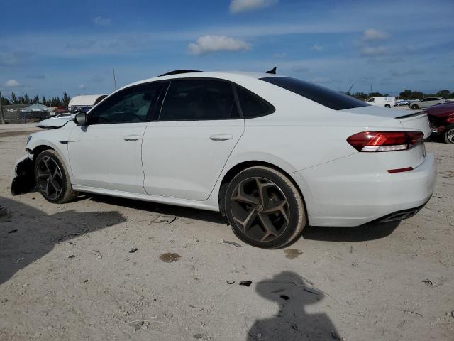 Изображение 2 2022 VOLKSWAGEN PASSAT R-LINE 2022 с VIN 1VWMA7A38NC000461