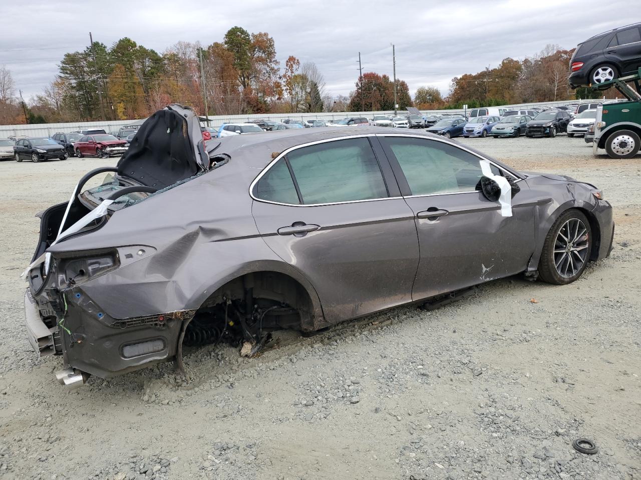 Obraz 3 z 2021 TOYOTA CAMRY SE 2021 z VIN 4T1G11AK0MU485512