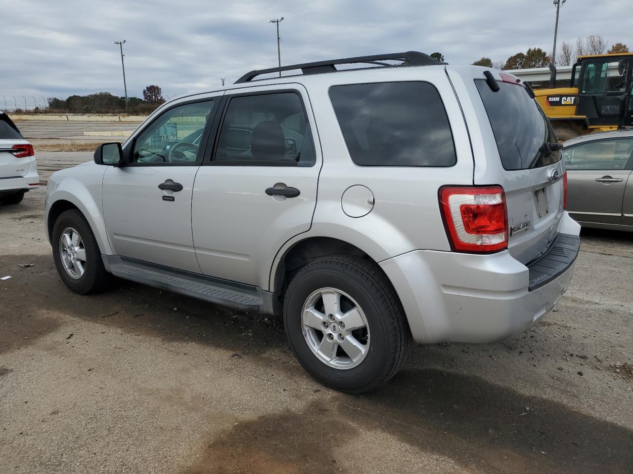 Obraz 2 z 2009 FORD ESCAPE XLT 2009 z VIN 1FMCU03759KD07199