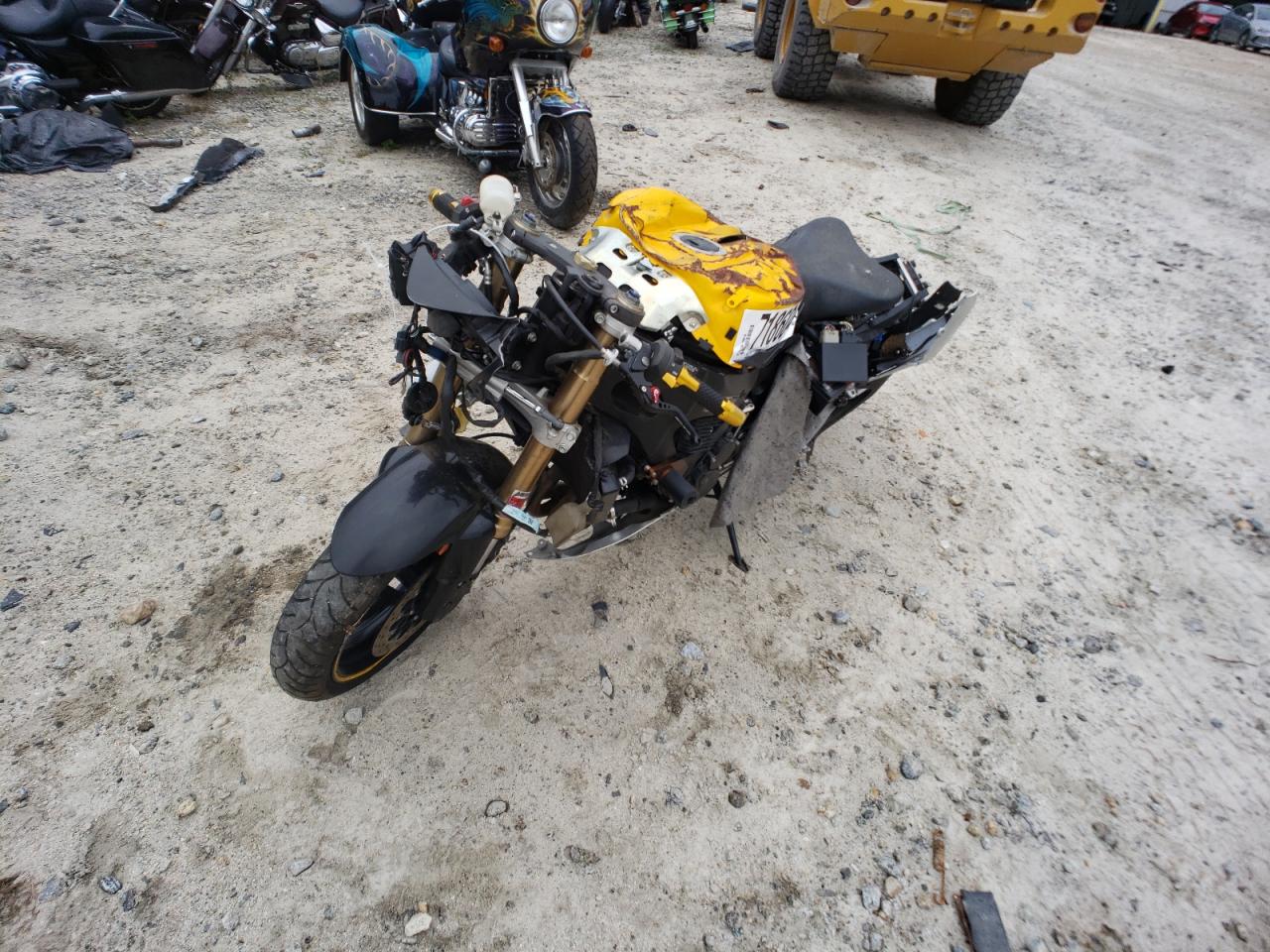 Obraz 2 z 2008 SUZUKI GSX-R600  2008 z VIN JS1GN7EA582105301
