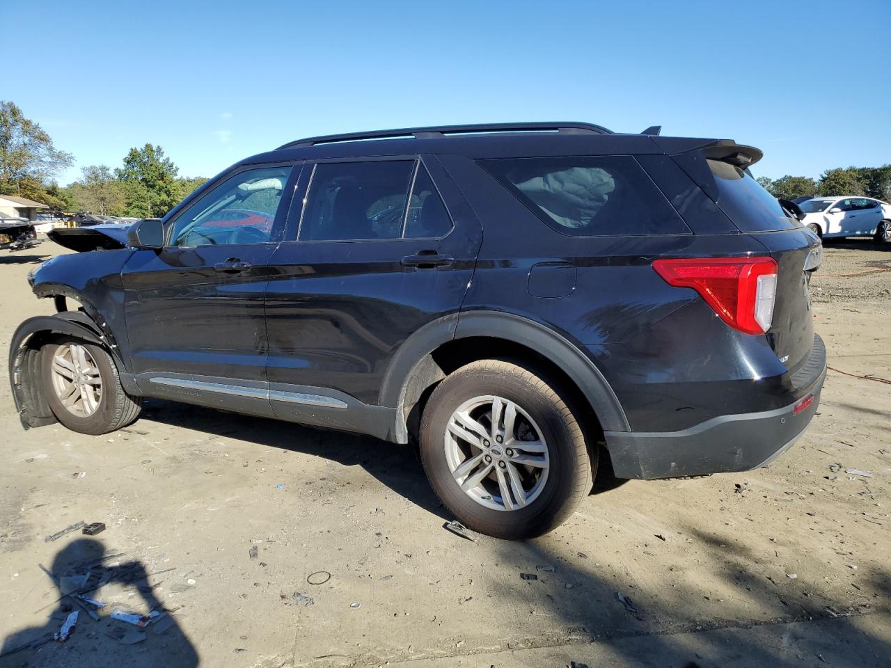 Image 2 of 2022 FORD EXPLORER XLT 2022 with VIN 1FMSK8DH6NGC35160