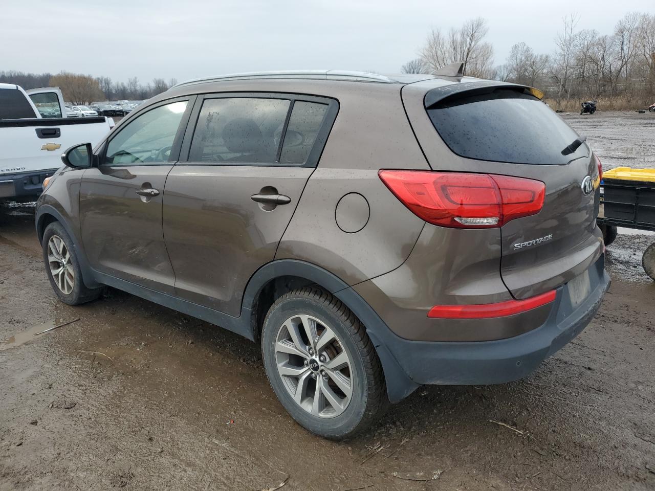 Image 2 of 2014 KIA SPORTAGE BASE 2014 with VIN KNDPB3AC4E7570519