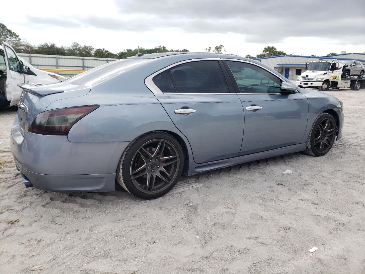 Image 3 of 2011 NISSAN MAXIMA S 2011 with VIN 1N4AA5AP9BC867267