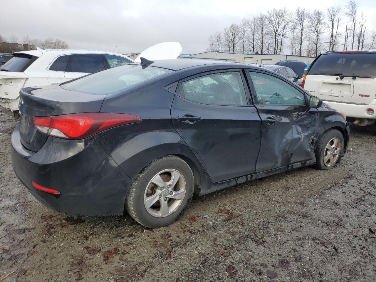 Image 3 of 2014 HYUNDAI ELANTRA SE 2014 with VIN KMHDH4AE7EU104394