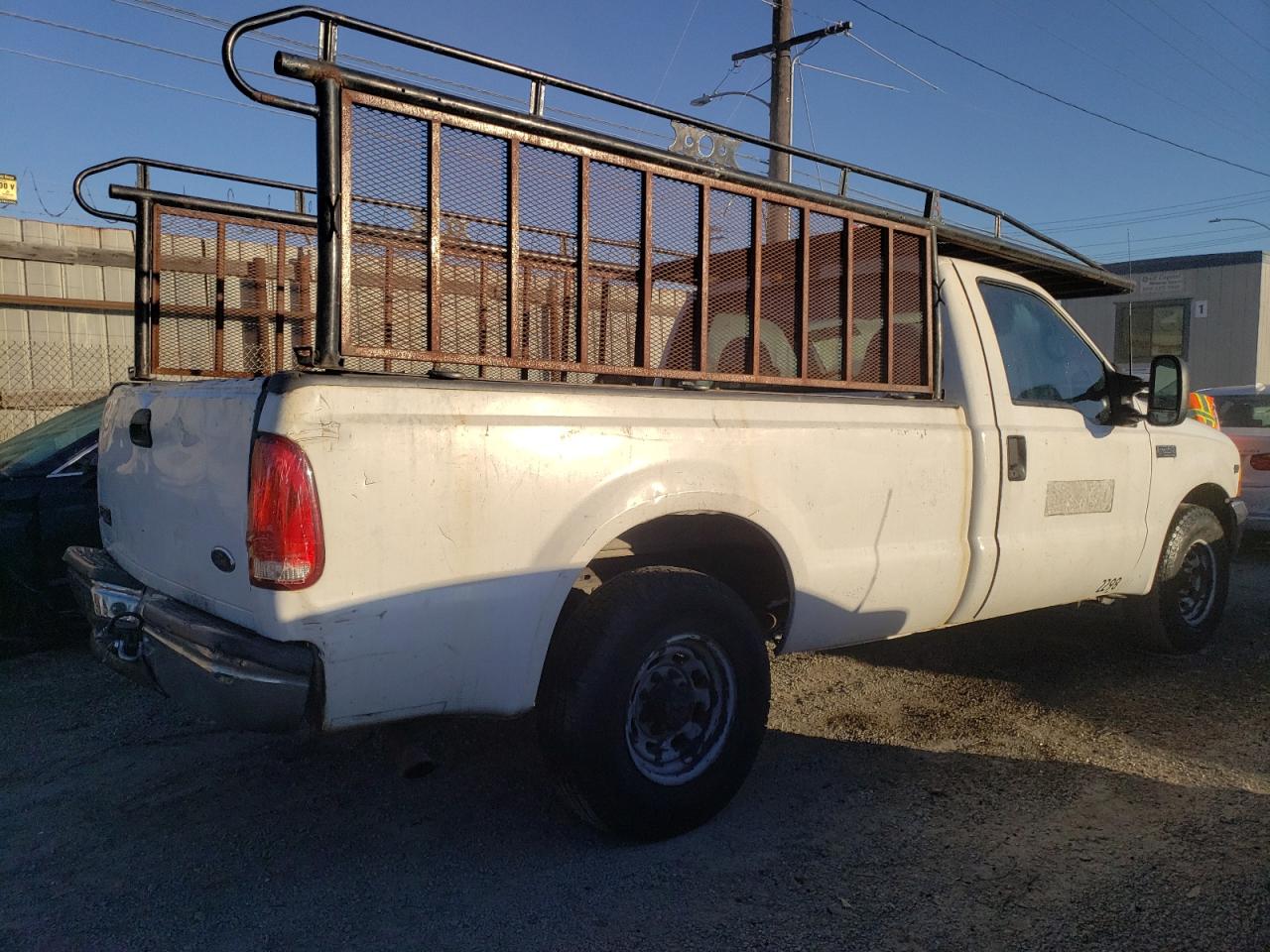 Image 3 of 1999 FORD F250 SUPER DUTY 1999 with VIN 1FTNF20L1XEE84428
