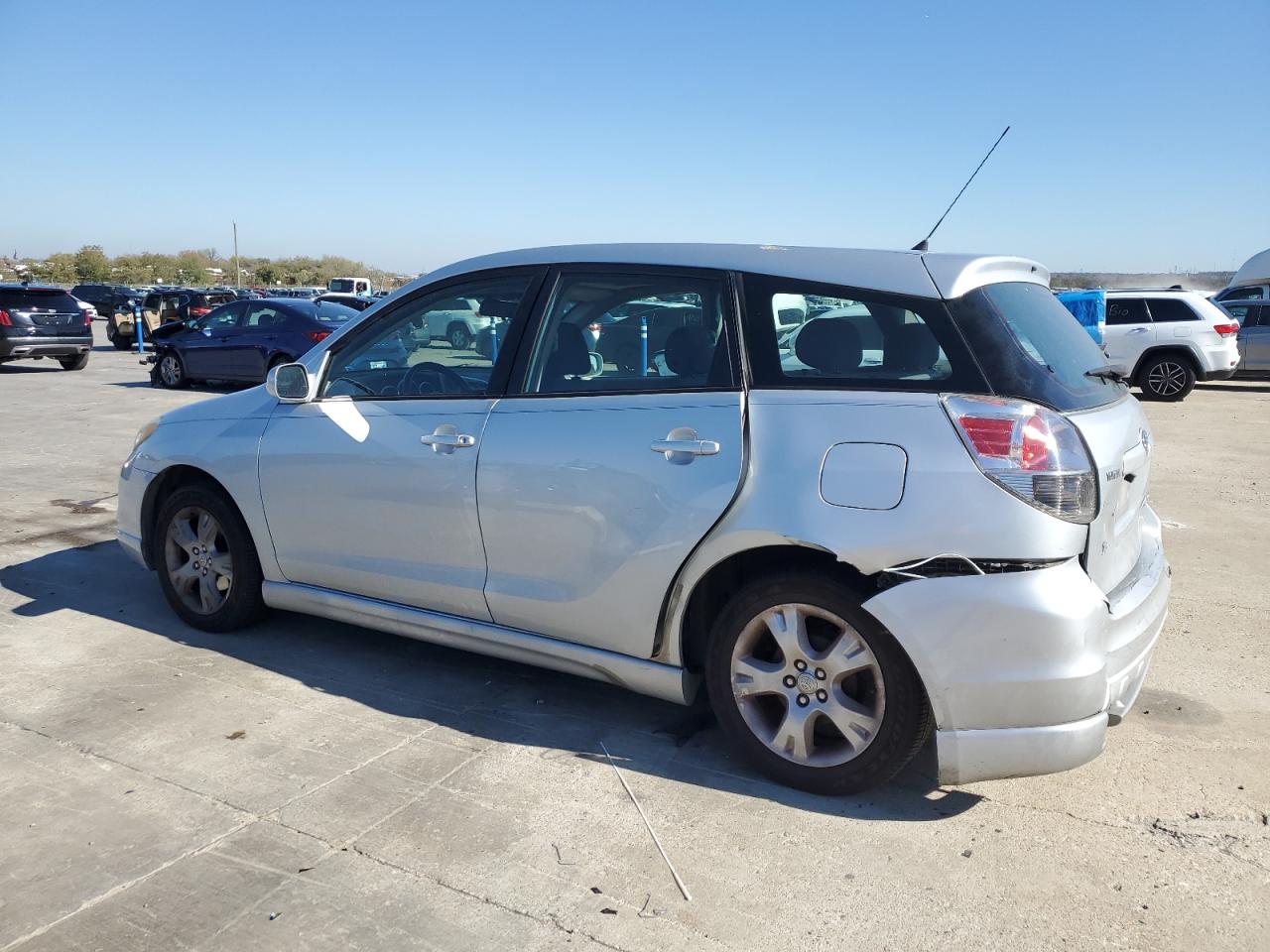 Obraz 2 z 2005 TOYOTA COROLLA MATRIX XR 2005 z VIN 2T1KR32E25C500716