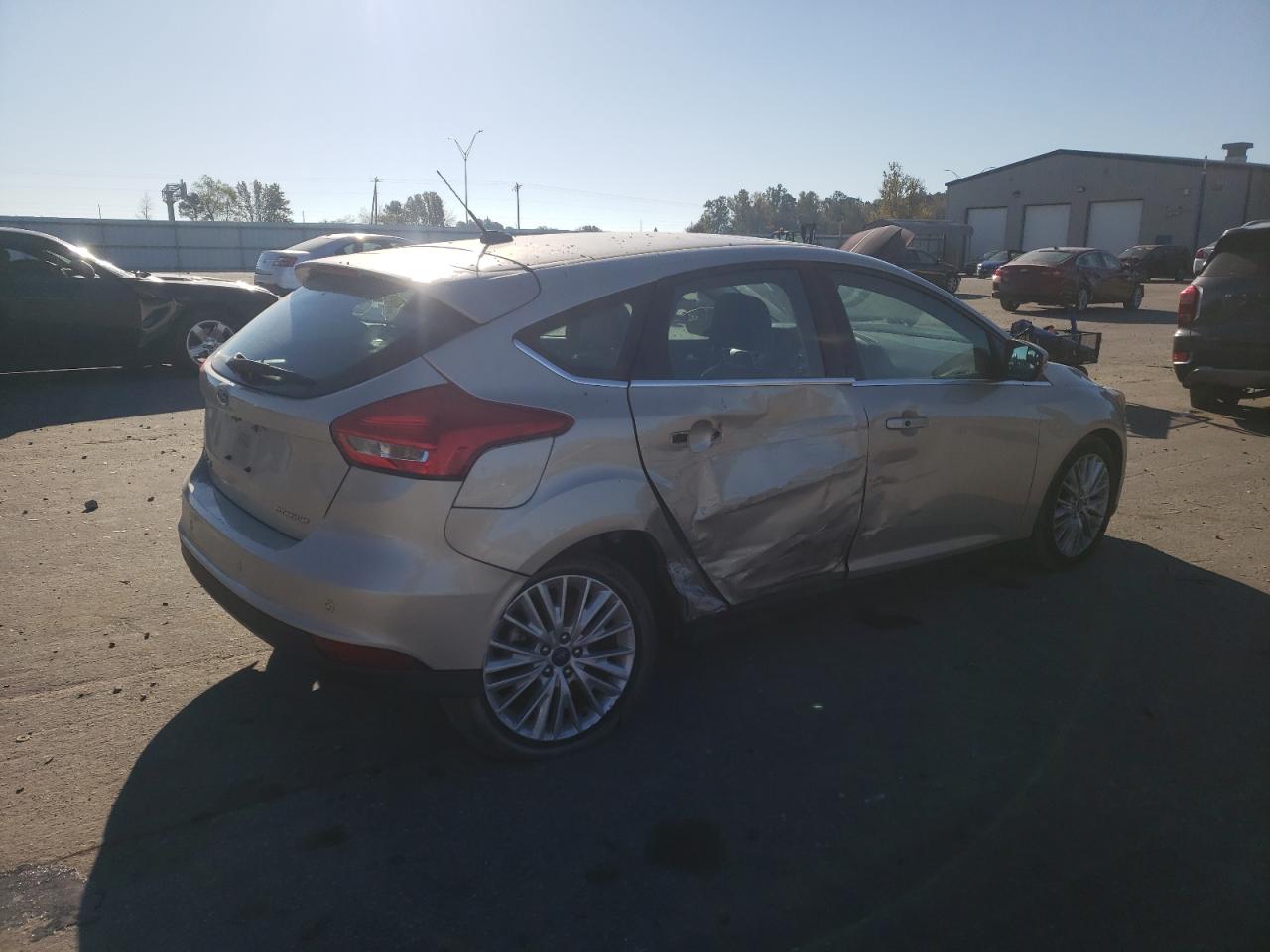 Image 3 of 2018 FORD FOCUS TITANIUM 2018 with VIN 1FADP3N25JL247092