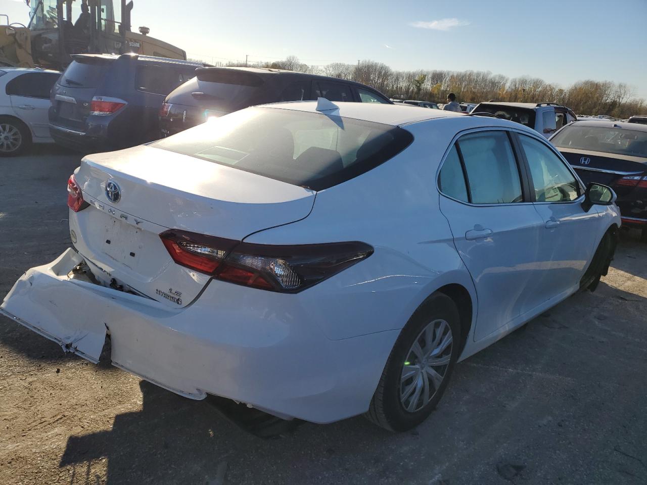 Изображение 3 2023 TOYOTA CAMRY LE 2023 с VIN 4T1H31AK9PU614740
