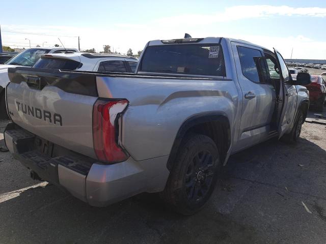 Изображение 3 2023 TOYOTA TUNDRA CREWMAX PLATINUM 2023 с VIN 5TFNA5DB6PX117594