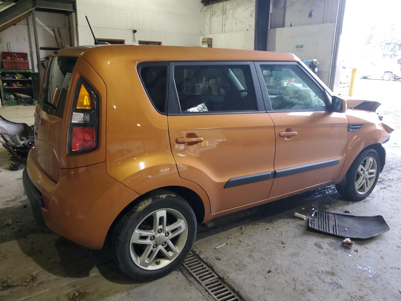 Изображение 3 2011 KIA SOUL + 2011 с VIN KNDJT2A25B7228254