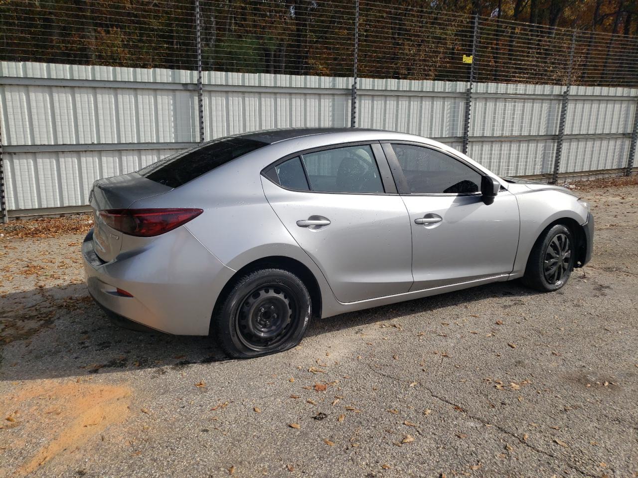 Изображение 3 2014 MAZDA 3 SPORT 2014 с VIN JM1BM1U70E1141193