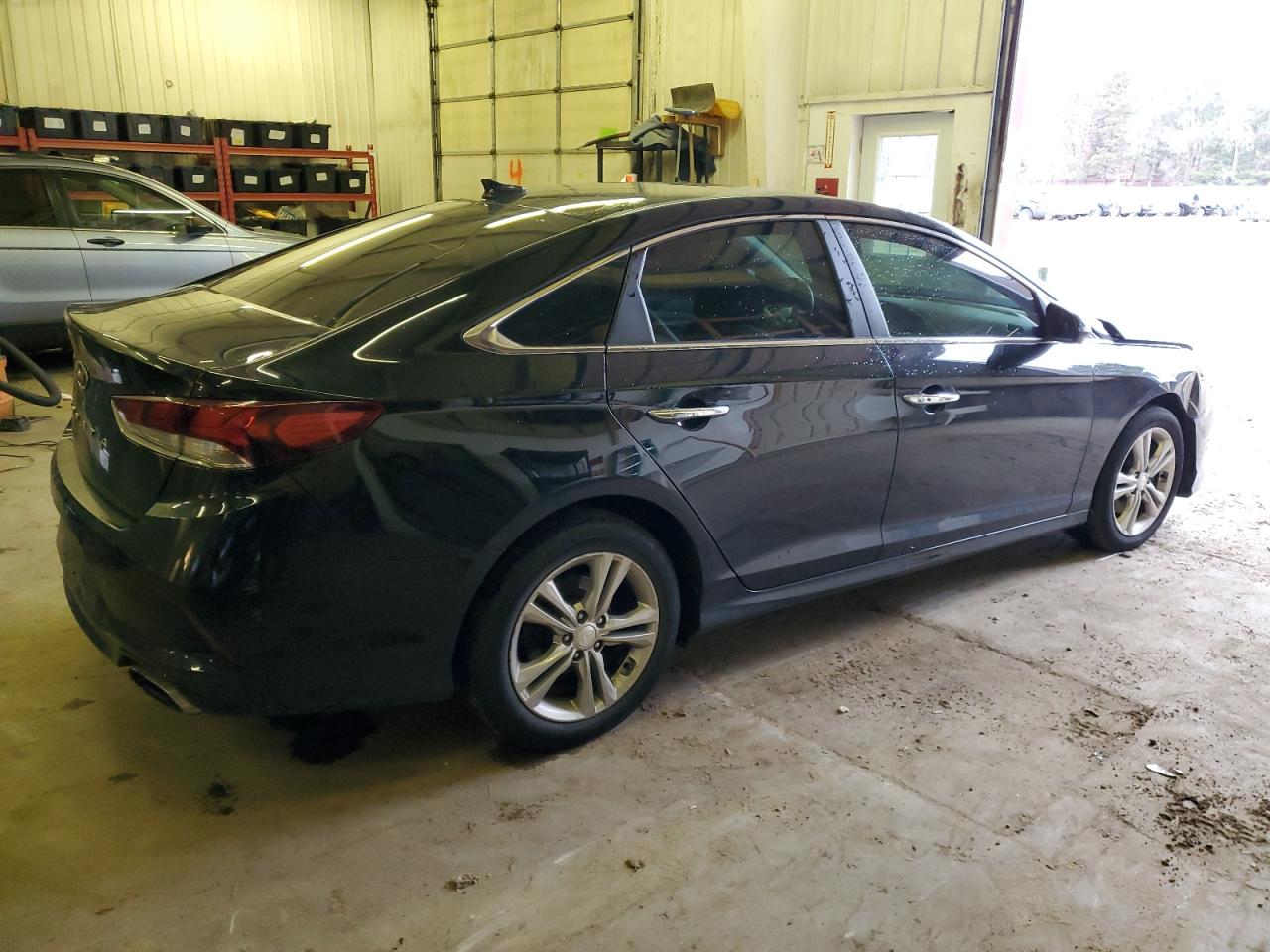 Изображение 3 2018 HYUNDAI SONATA SPORT 2018 с VIN 5NPE34AF2JH710478