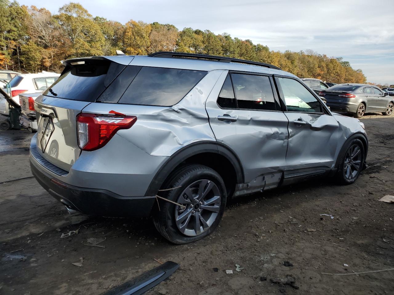 Obraz 3 z 2022 FORD EXPLORER XLT 2022 z VIN 1FMSK7DH7NGB10713