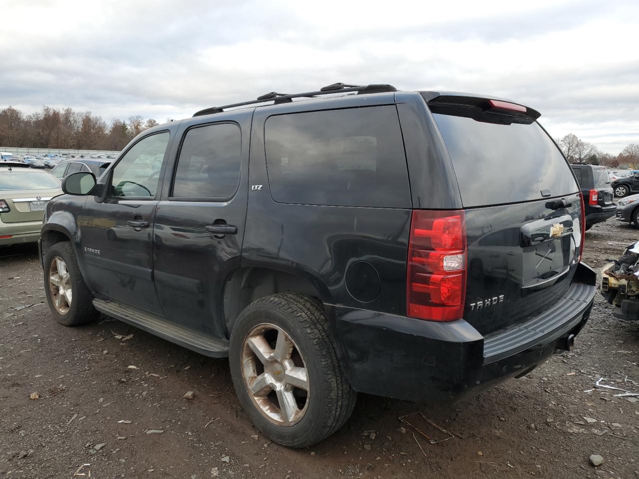 Obraz 2 z 2007 CHEVROLET TAHOE K1500 2007 z VIN 1GNFK13067J126140