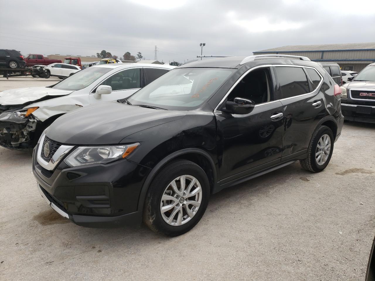 Image 1 of Nissan Rogue S 2020 with VIN KNMAT2MT4LP522038