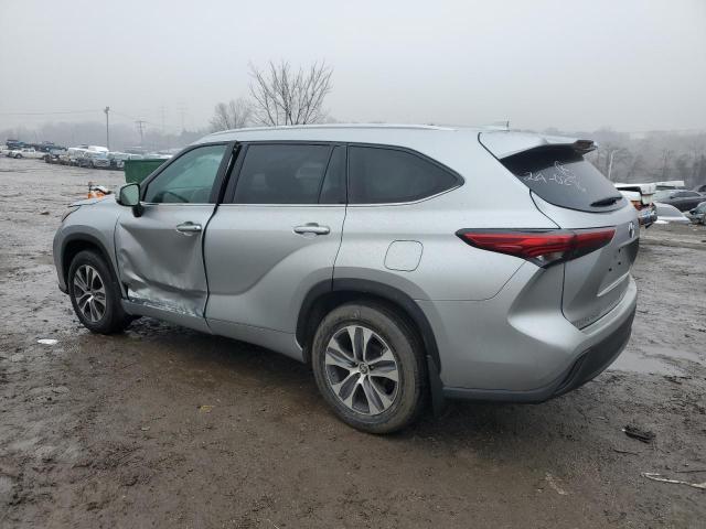 Изображение 2 2022 TOYOTA HIGHLANDER HYBRID XLE 2022 с VIN 5TDHBRCH9NS544892