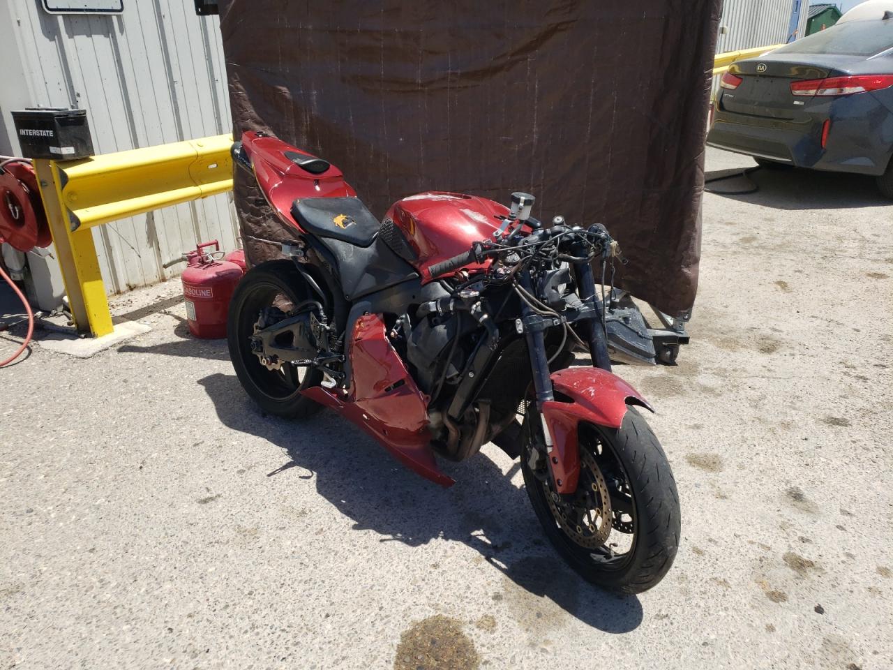 Image 1 of 2011 HONDA CBR600 RR 2011 with VIN JH2PC400XBK400076