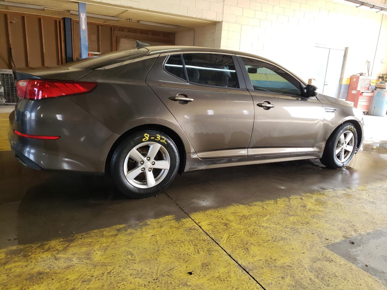 Obraz 3 z 2014 KIA OPTIMA LX 2014 z VIN 5XXGM4A78EG345319