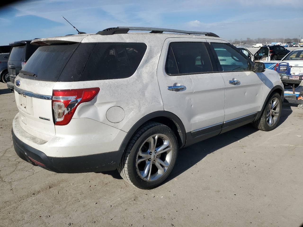 Image 3 of 2014 FORD EXPLORER LIMITED 2014 with VIN 1FM5K7F88EGA11408