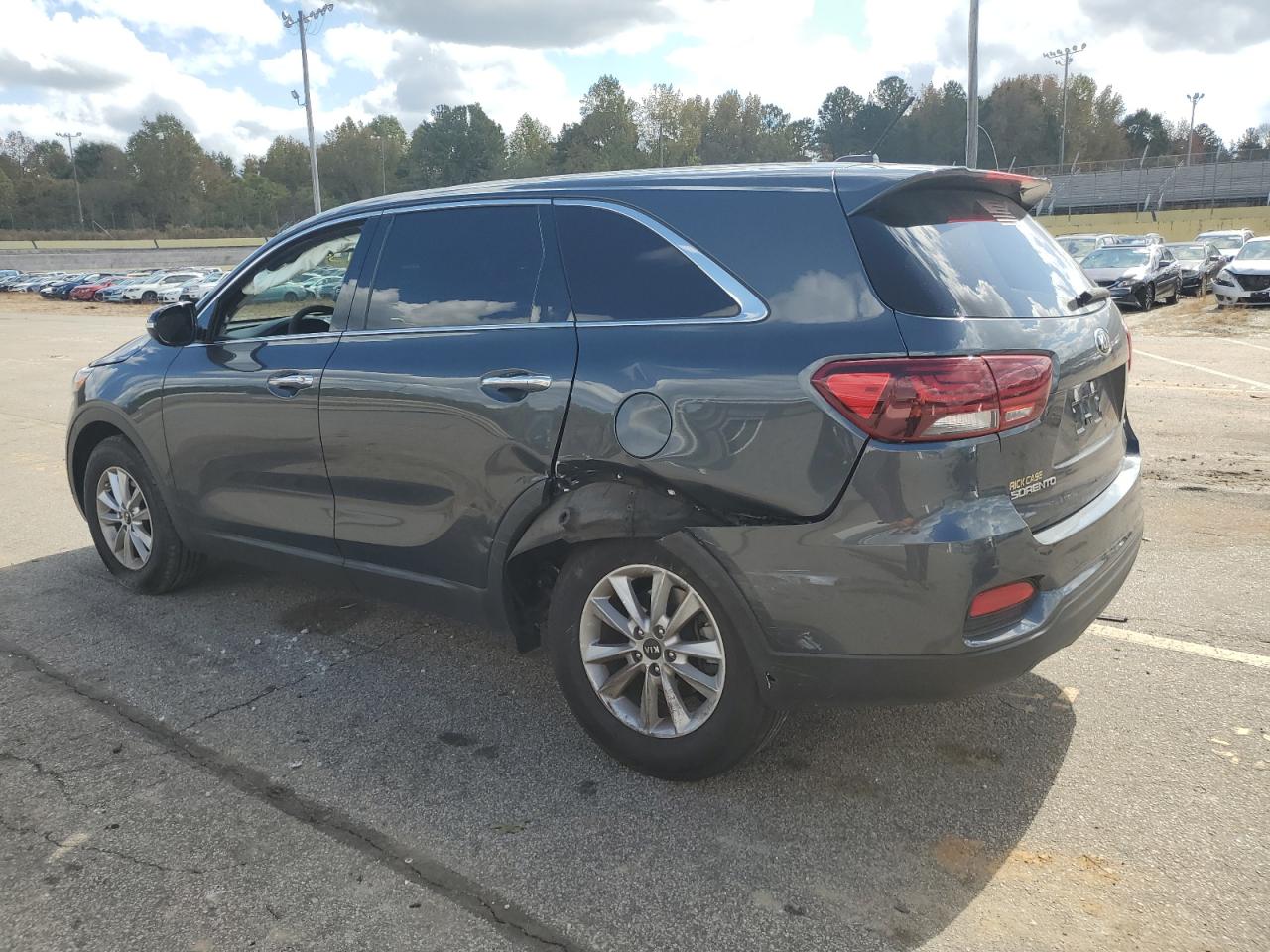 Изображение 2 2020 KIA SORENTO L 2020 с VIN 5XYPG4A36LG686523