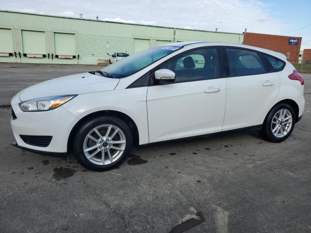 Image 1 of 2015 FORD FOCUS SE 2015 with VIN 1FADP3K23FL383328