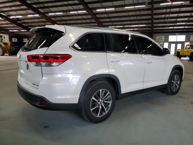 Obraz 3 z 2019 TOYOTA HIGHLANDER SE 2019 z VIN 5TDJZRFH8KS609722