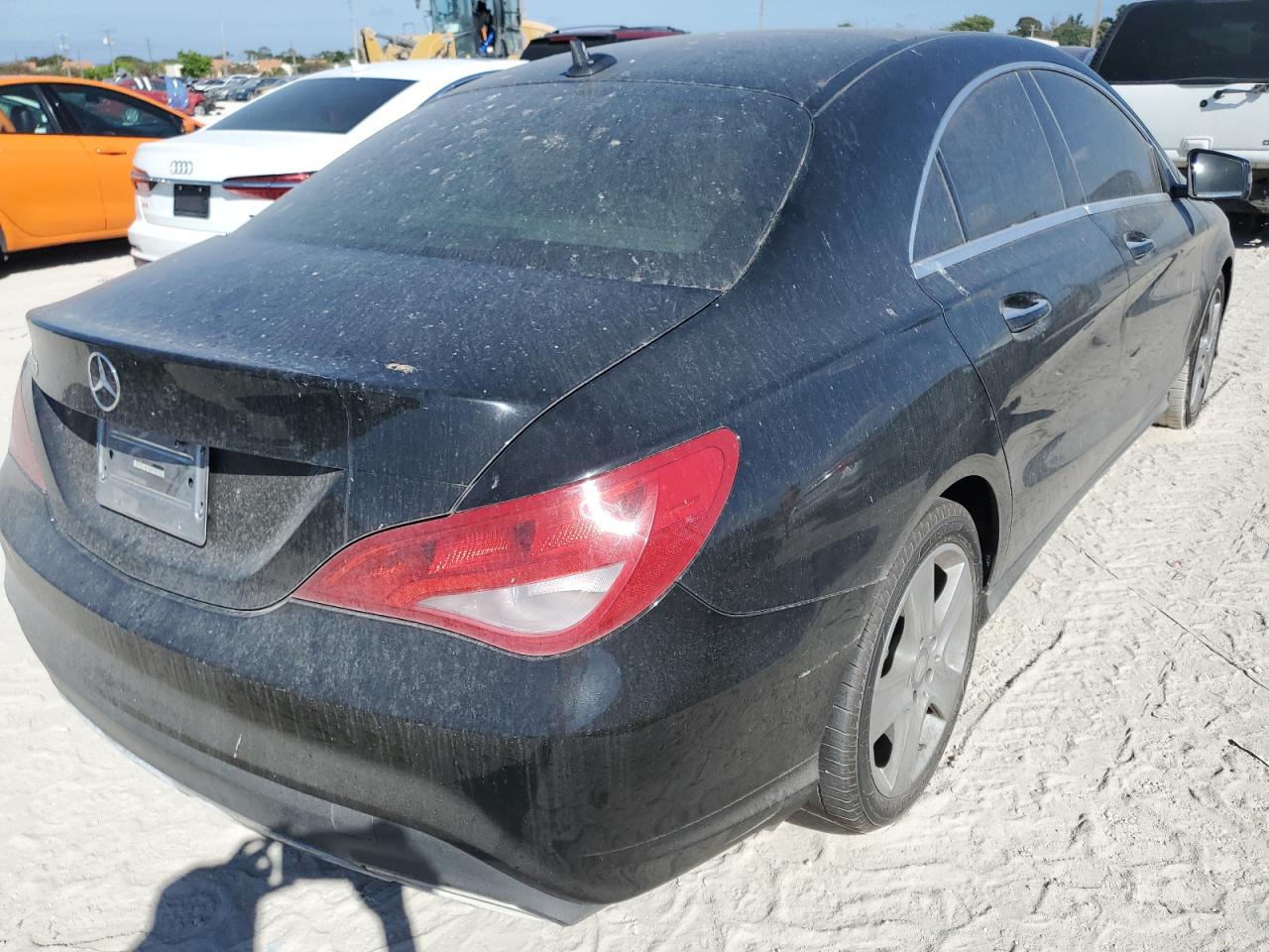 Image 3 of 2018 MERCEDES-BENZ CLA 250 2018 with VIN WDDSJ4EB7JN509892