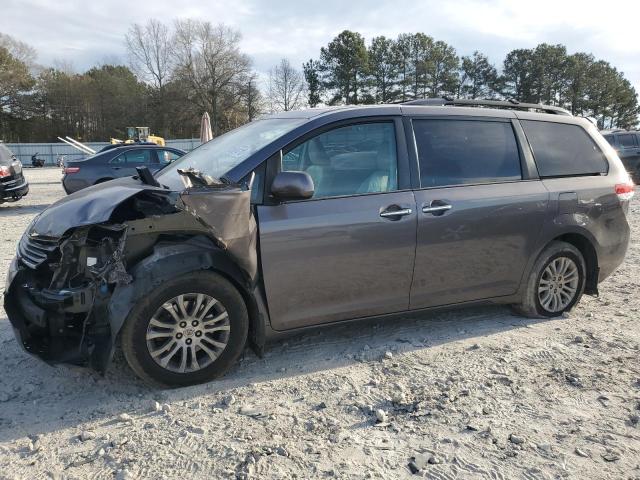 Obraz 2013 TOYOTA SIENNA XLE 2013