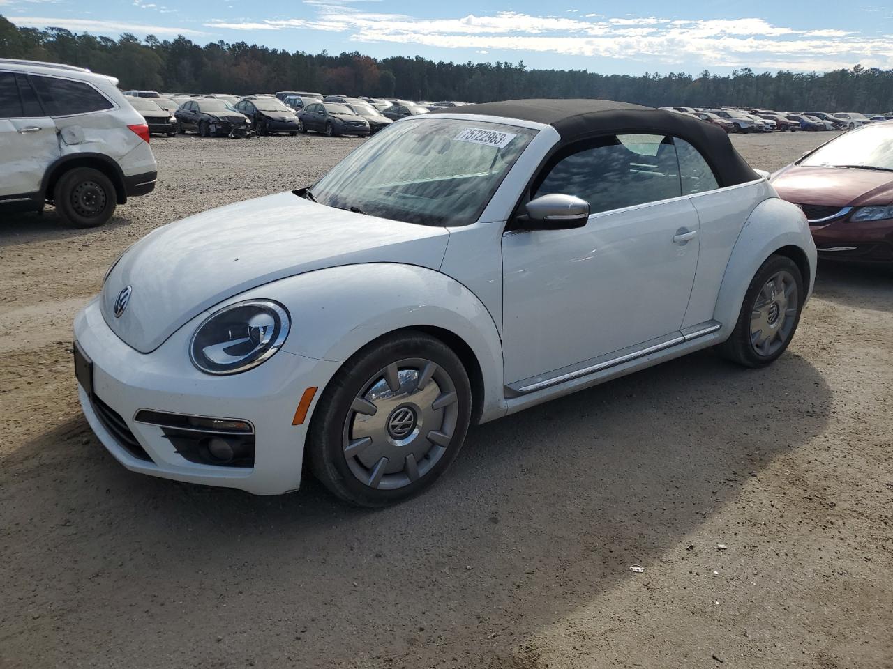2014 VOLKSWAGEN BEETLE  2014 image