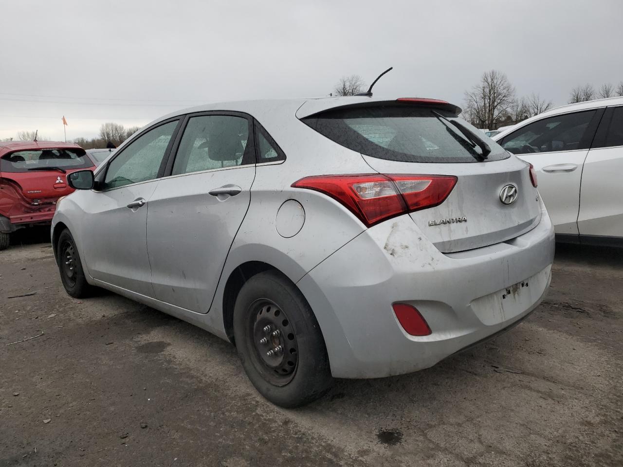 Image 2 of 2016 HYUNDAI ELANTRA GT 2016 with VIN KMHD35LH5GU264269