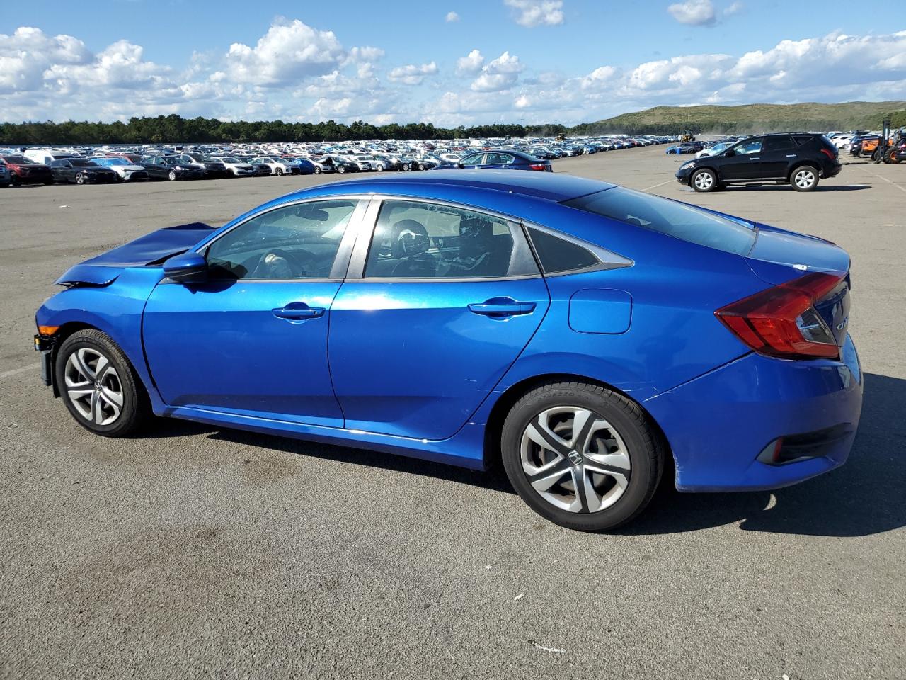 Изображение 2 2017 HONDA CIVIC LX 2017 с VIN 2HGFC2F52HH541771