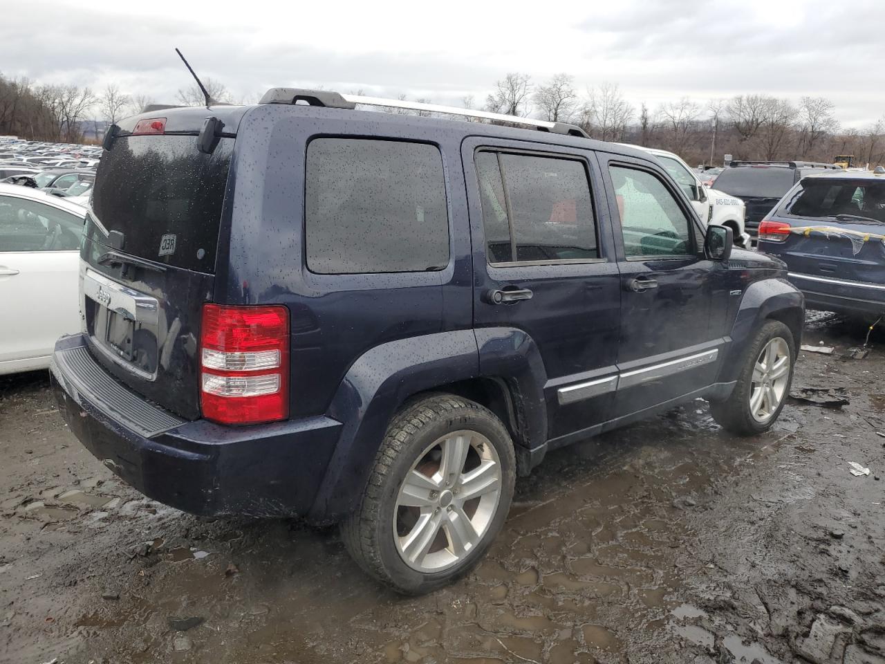 Изображение 3 2011 JEEP LIBERTY SPORT 2011 с VIN 1J4PN2GK2BW577335