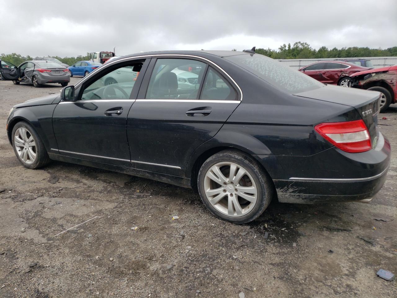 Image 2 of Mercedes-Benz C 300 2008 with VIN WDDGF54X38R031645