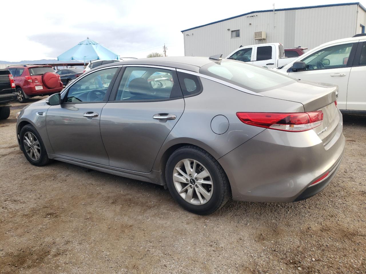 Obraz 2 z 2016 KIA OPTIMA LX 2016 z VIN 5XXGT4L34GG035135