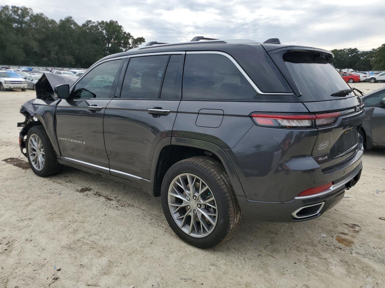 Изображение 2 2022 JEEP GRAND CHEROKEE SUMMIT 2022 с VIN 1C4RJHET2N8536060