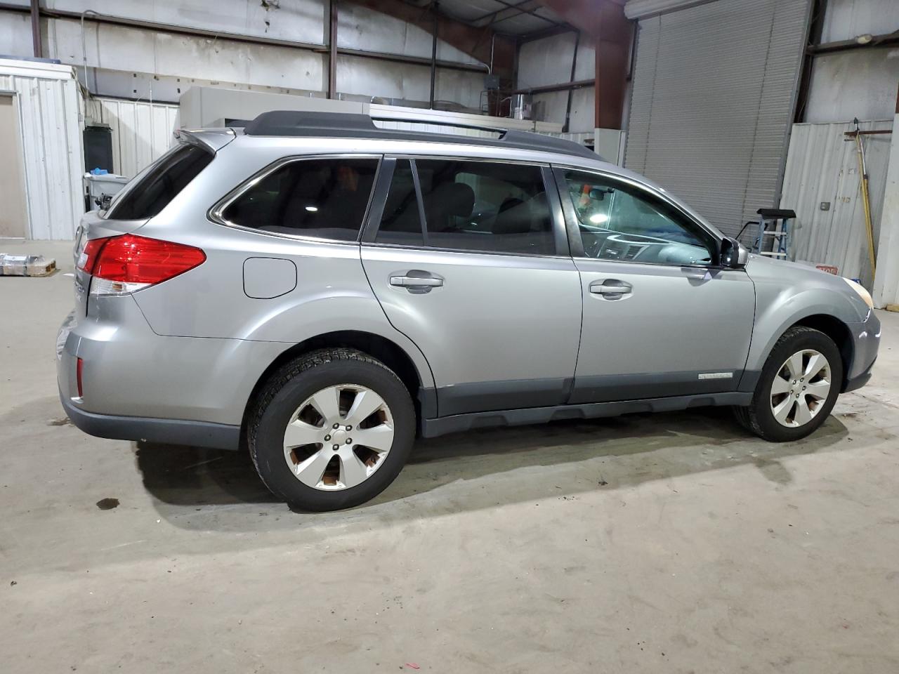 Изображение 3 2011 SUBARU OUTBACK 2.5I PREMIUM 2011 с VIN 4S4BRBBC9B3423187