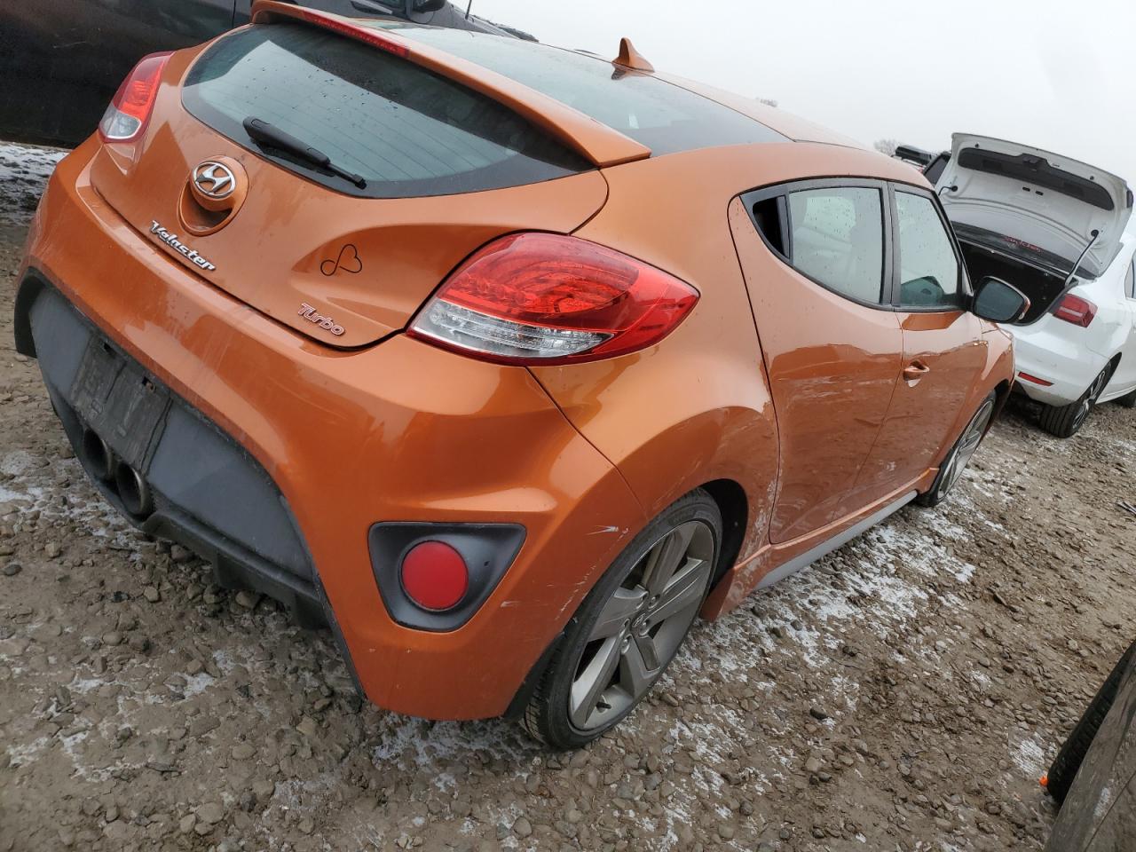 Image 3 of 2013 HYUNDAI VELOSTER TURBO 2013 with VIN KMHTC6AE1DU168340