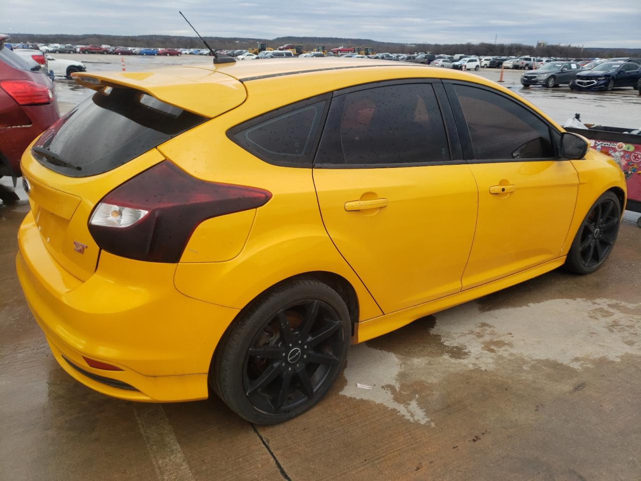 Изображение 3 2013 FORD FOCUS ST 2013 с VIN 1FADP3L92DL196946